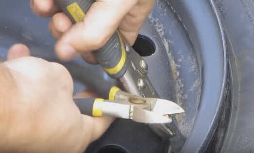how to install tpms sensors by yourself-10