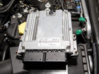 How to Remove ECU for Range Rover Sport-8