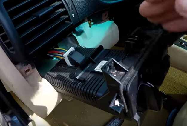 How to Remove and Install BMW Light Control Module-6