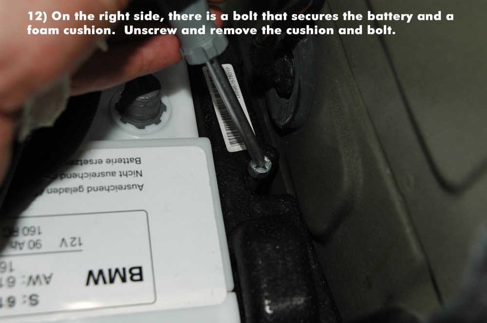 How to Replace New Battery for BMW E90 (12)