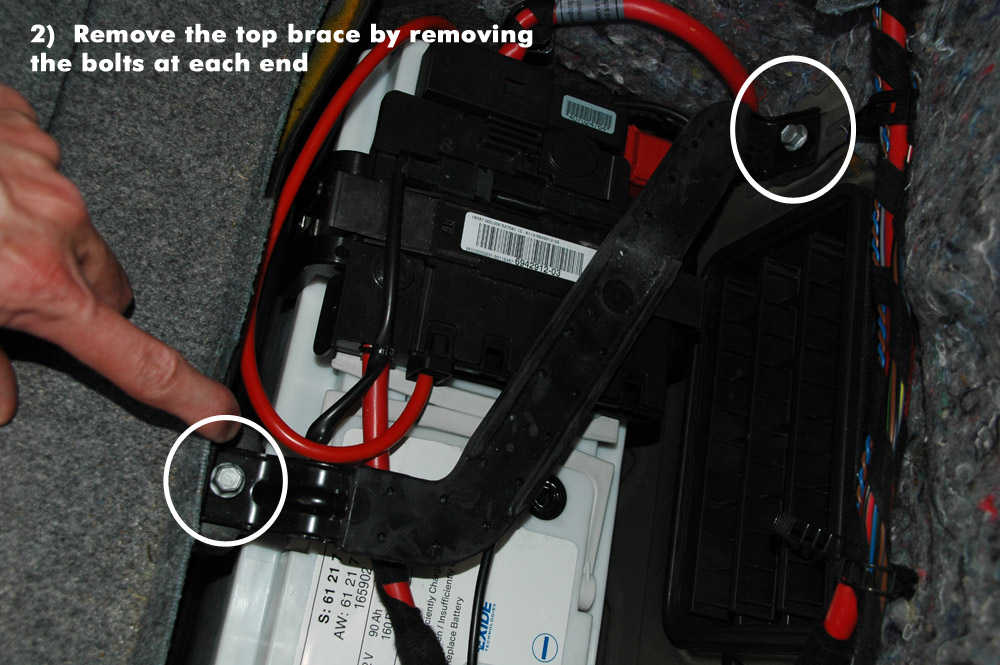 How to Replace New Battery for BMW E90 (2)