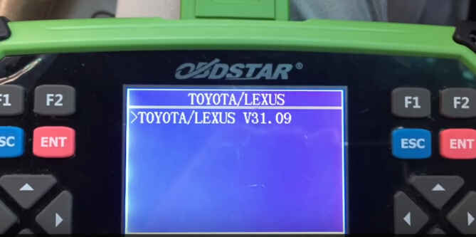 Toyota Hilux 2010 G Chip 72 All Key Lost Program by OBD (3)