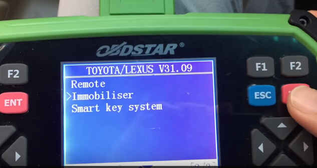 Toyota Hilux 2010 G Chip 72 All Key Lost Program by OBD (6)