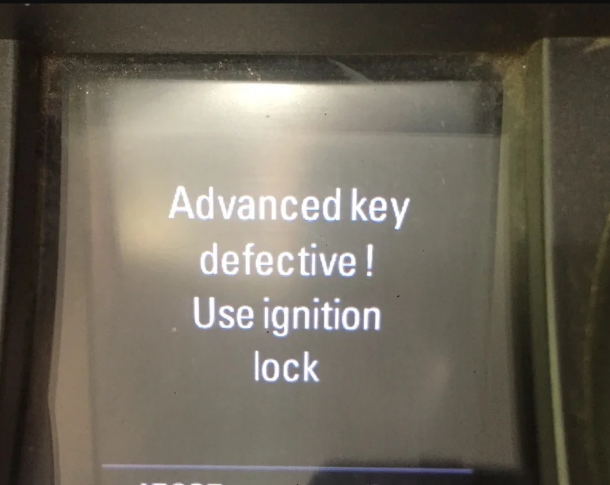 Audi-Q5-Advance-Key-Defective-Use-Ignition-Lock-03284-Trouble-1