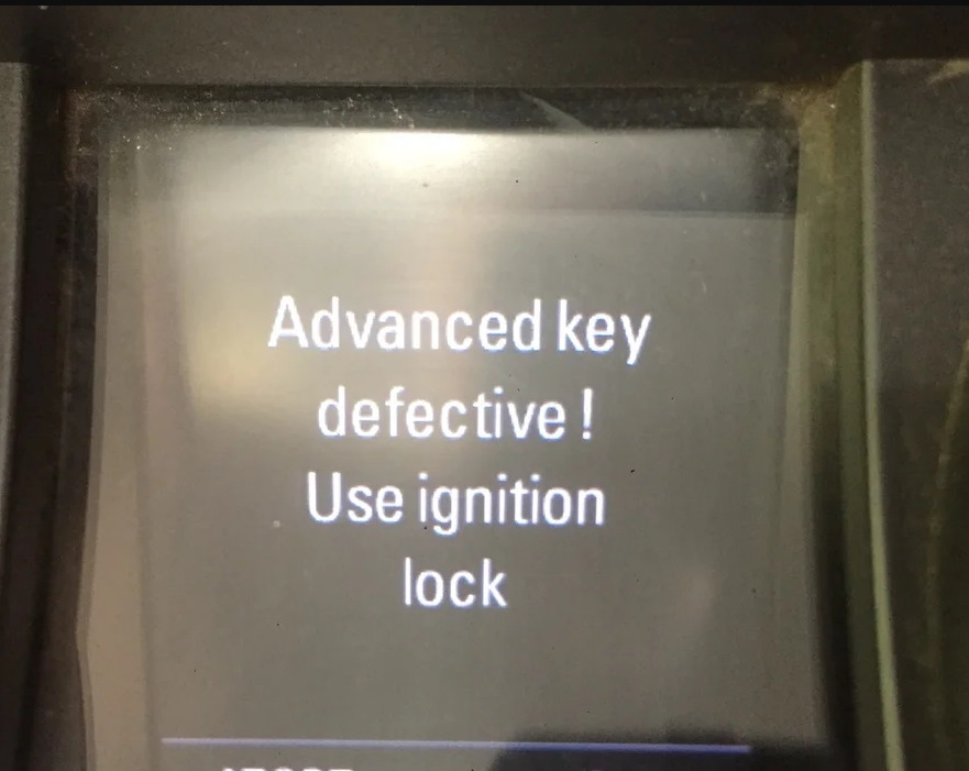 Audi-Q5-Advance-Key-Defective-Use-Ignition-Lock-03284-Trouble-1