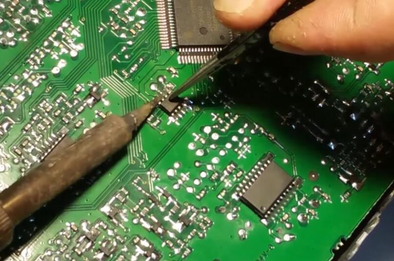 How to Unlock SIEMENS VDO CDR2005 Radio Code OFFAuto Repair Technician Home