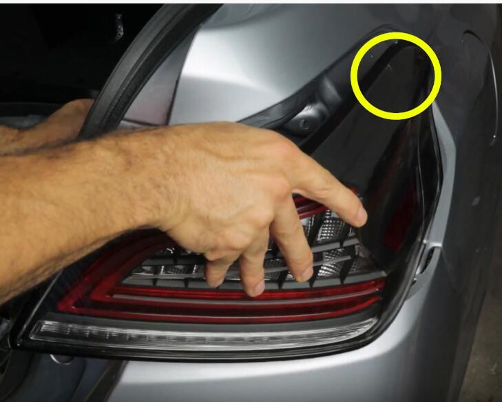 How-to-Install-OLM-Spec-CR-Taillight-for-Subaru-WRXSTI-2015-12