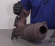 How-to-Diagnose-Catalytic-Converters-When-Check-Engine-Light-Flashing-for-Ford-Escape-2012-11
