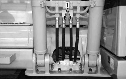 How-to-Test-Oil-Leakage-for-Komatsu-Hydraulic-Excavator-PC130-1