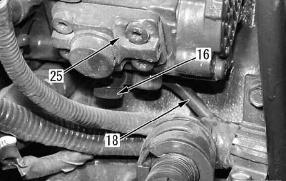 Komatsu-PC130-8-Excavator-Fuel-Supply-Pump-Removal-Installation-Guide-5