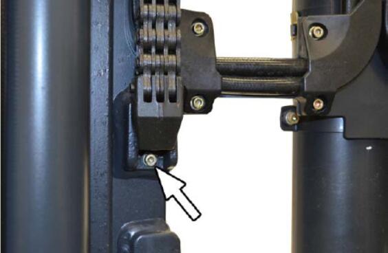 How-to-Remove-Install-Fork-Carriage-for-Still-RX20-Forklift-2