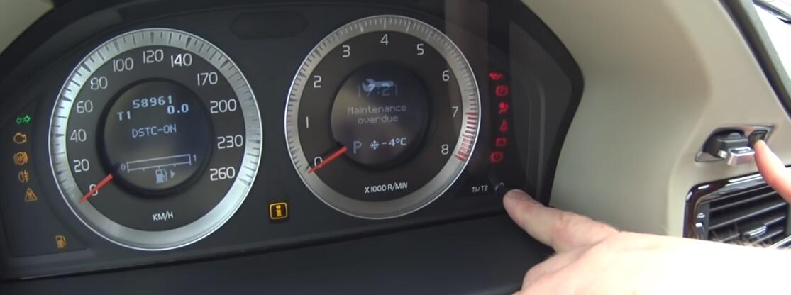 How-to-Reset-the-Service-Reminder-on-Your-Volvo-5