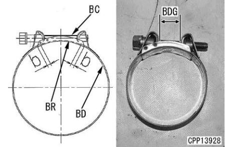 Komatsu-Excavator-PC130-8-Cylinder-Head-Removal-Installation-Guide-30