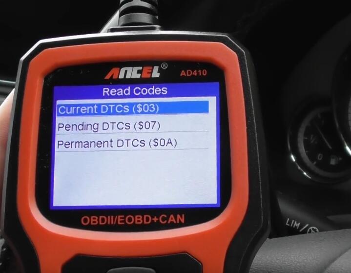 How-to-Diagnostic-Check-Engine-Light-by-Ancel-AD410-for-Benz-6