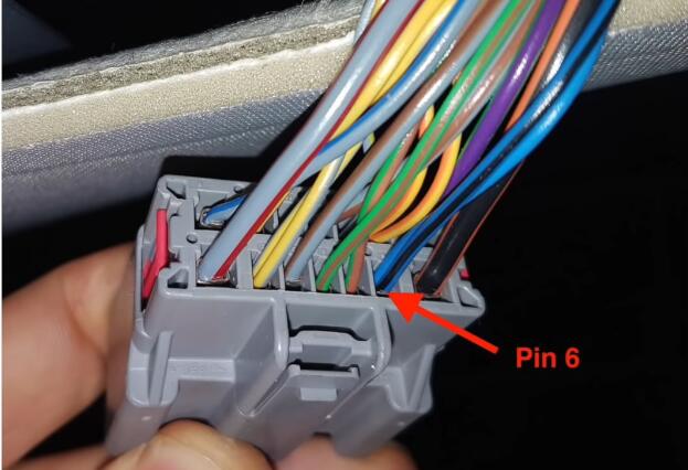 How-to-Install-Tailgate-ModuleV-3.0-to-Volvo-V70-12