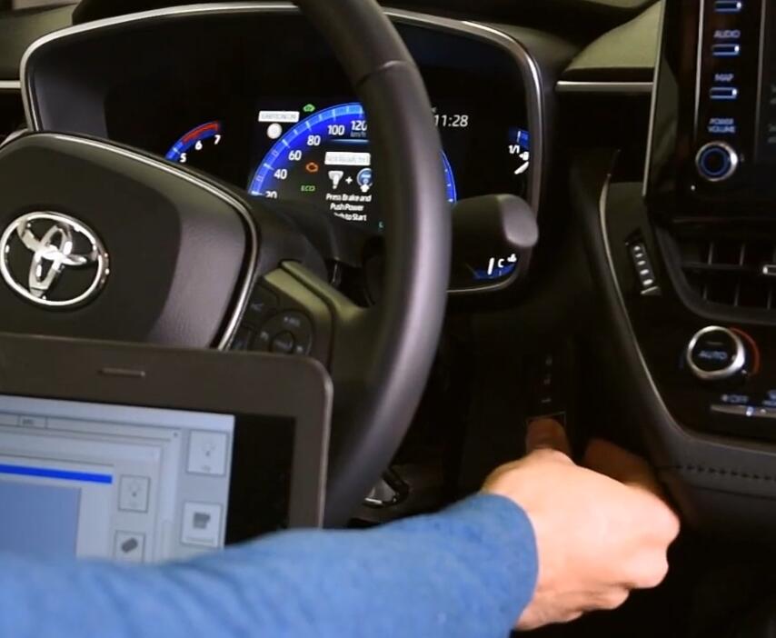 How-to-Reset-ID-Box-Replace-Smart-System-for-Toyota-Corolla-2020-Hybrid-20