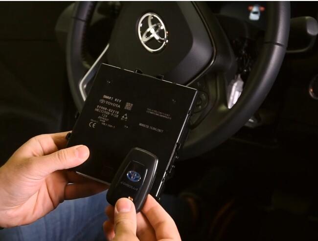 How-to-Reset-ID-Box-Replace-Smart-System-for-Toyota-Corolla-2020-Hybrid-4