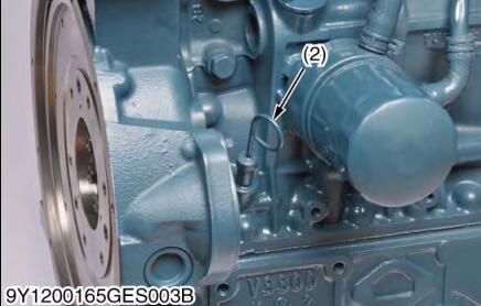Kubota-V3800-Diesel-Engine-Every-500-Hours-Maintenance-2