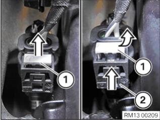 BMW-X7-Injectors-Ignition-Coils-Wiring-Harness-Replacement-14