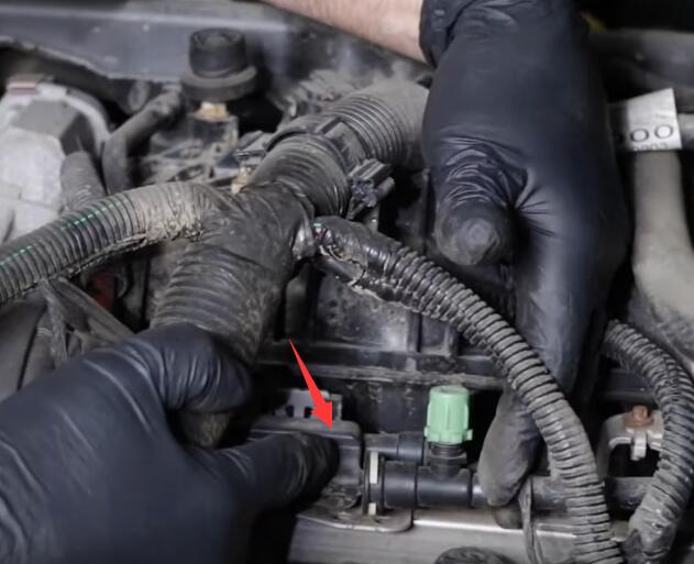 How-to-Diagnose-EVAP-System-When-Check-Engine-Code-Says-P0455-or-P0442-2