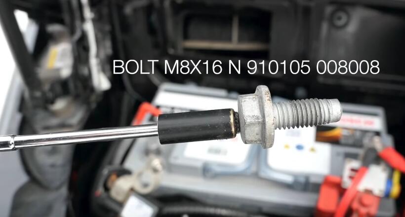 How-to-RemoveInstall-Battery-for-Mercedes-Benz-8