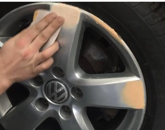 How-to-Repair-Curb-Rash-on-wheel-rim-on-VW-5