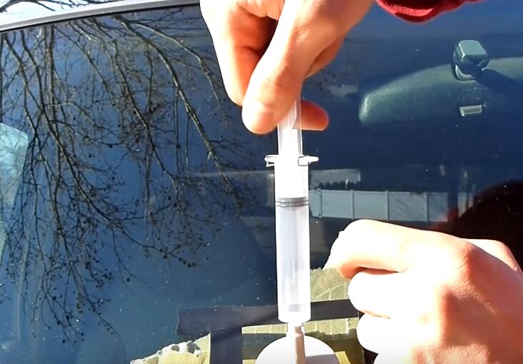 How-to-Repair-Chipped-or-Cracked-Windshield-for-Any-Car-at-Home-12
