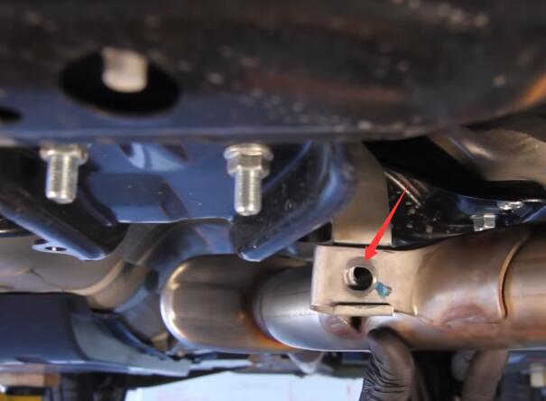 How-to-Install-Downpipe-for-2015-Subaru-WRX-12
