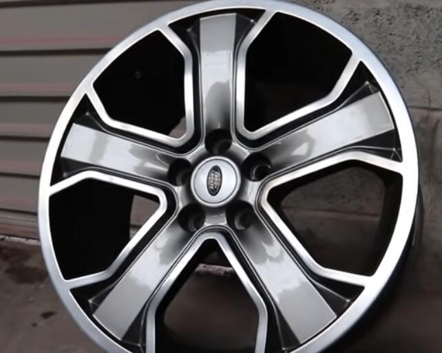 How-to-Repair-Alloy-Wheel-Rims-on-Land-Rover-6