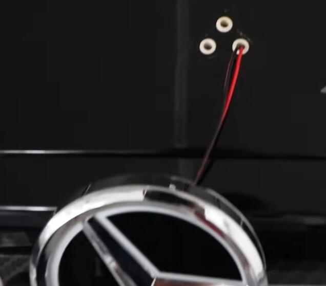 How-to-Install-Custom-Benz-Lighted-LED-Colored-Star-Emblem-on-Benz-W204-5