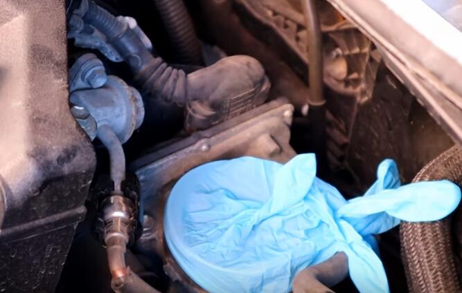 How-to-Take-Out-the-Fuel-Injectors-on-2017-Toyota-Camry-3