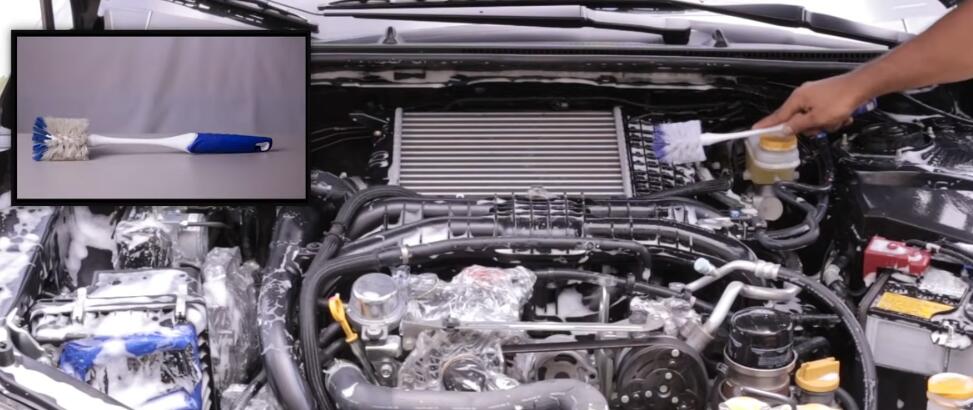 How-to-Clean-Engine-Safely-Step-by-Step-on-Subaru-5