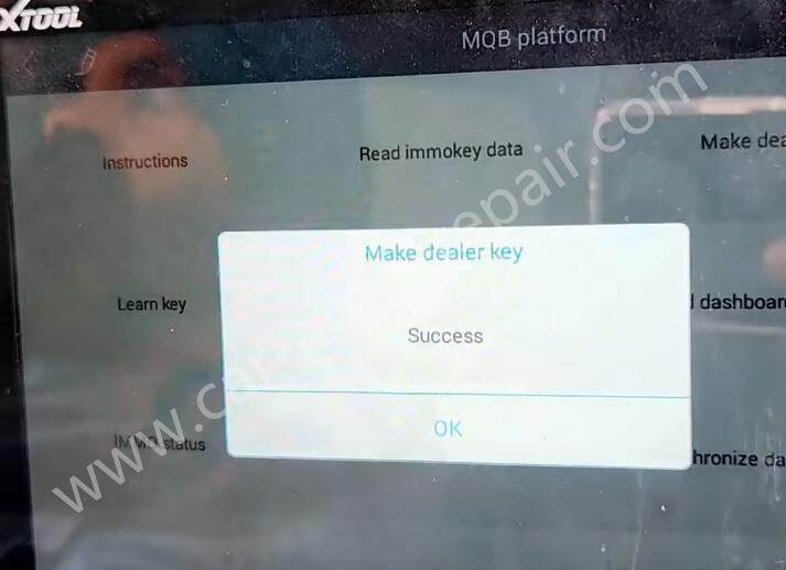 Audi-A3-2016-MQB-New-Key-Programming-by-XTOOL-X100-PAD2KEYDIY-17