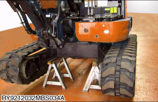 Kubota-U48-4-Excavator-Track-Roller-AssemblyDisassembly-Guide-3