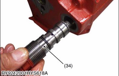 How-to-Disassembly-Pump-for-Kubota-U48-4-Excavator-19