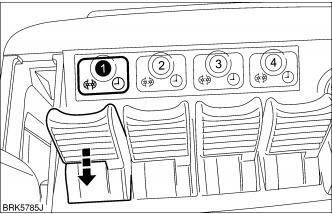 New-Holland-T6030-Tractor-Hydraulic-Pump-Pressure-Test-Guide-8