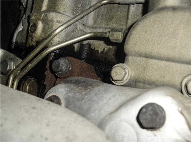 Developer-Method-to-Diagnose-Detroit-GHG14-EPA07-Engine-Oil-Leaks-1