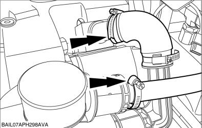 How-to-Remove-and-Install-Filter-Housing-for-New-Holland-T6030-Tractor-4