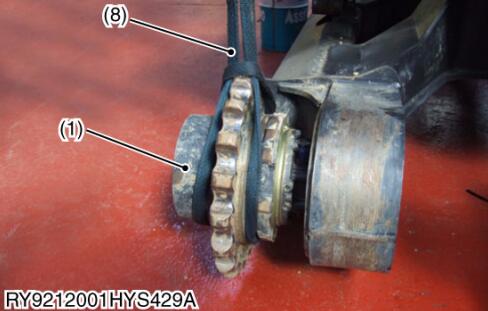 How-to-Remove-Travel-Motor-for-Kubota-U48-4-U55-4-Excavator-7