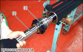How-to-Disassembly-Cylinder-for-Kubota-U48-4-U55-4-Excavator-4