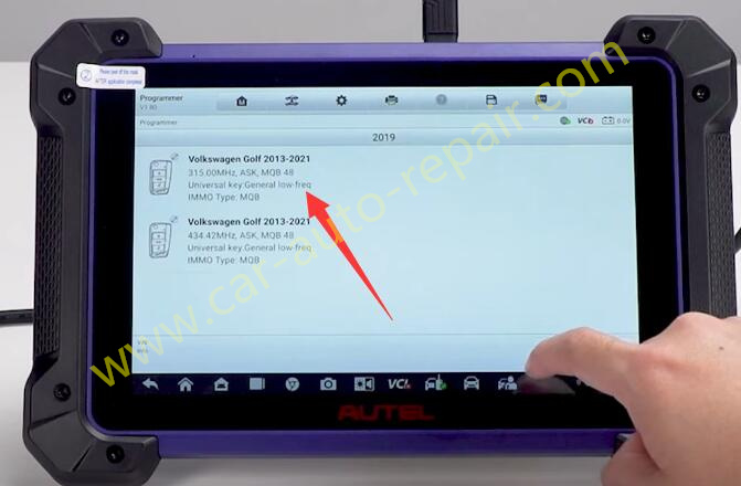 Volkswagen-Golf-2019-Key-Adding-by-Autel-IM608-Pro2-6