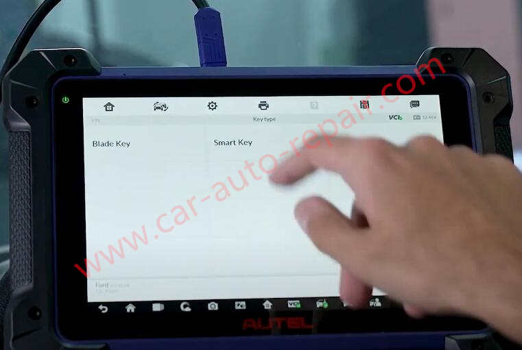Ford Fusion 2019 All Key Lost Programming by Autel IM608 Pro (3)