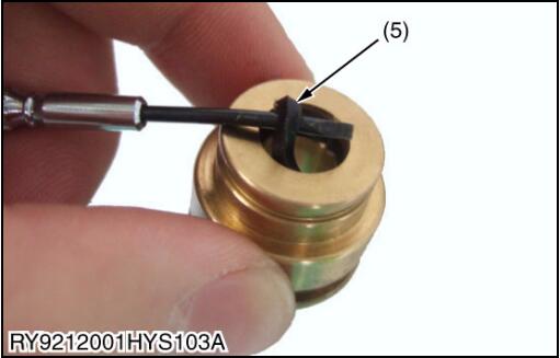 How to Disassemble Pilot Valve for Kubota U48-4 Excavator (12)