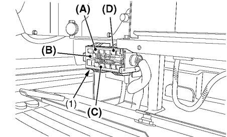 How to Test and Adjust Compressor and Relays for Kubota U48 U55 Excavator (4)