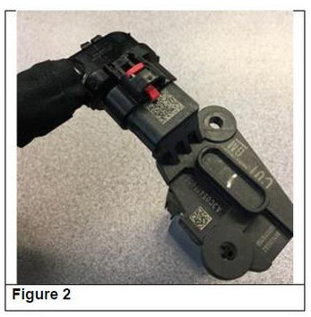 ISUZU N-Series Truck Mass Air Flow Sensor Replacement Guide (3)