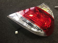 Camry altise replacing a tail light guide-1