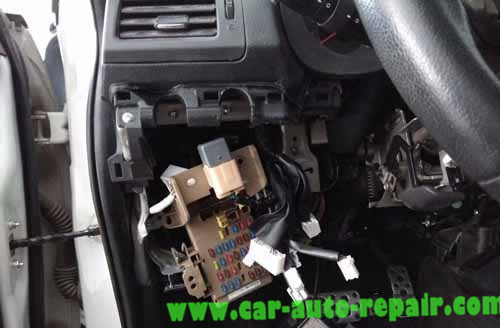 Subaru Forester 2013 Hướng dẫn lập trình mất chìa khóa (6)
