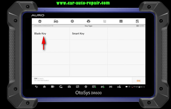 Chevrolet Equinox 2010 Key Programming by Auro IM600 (7)