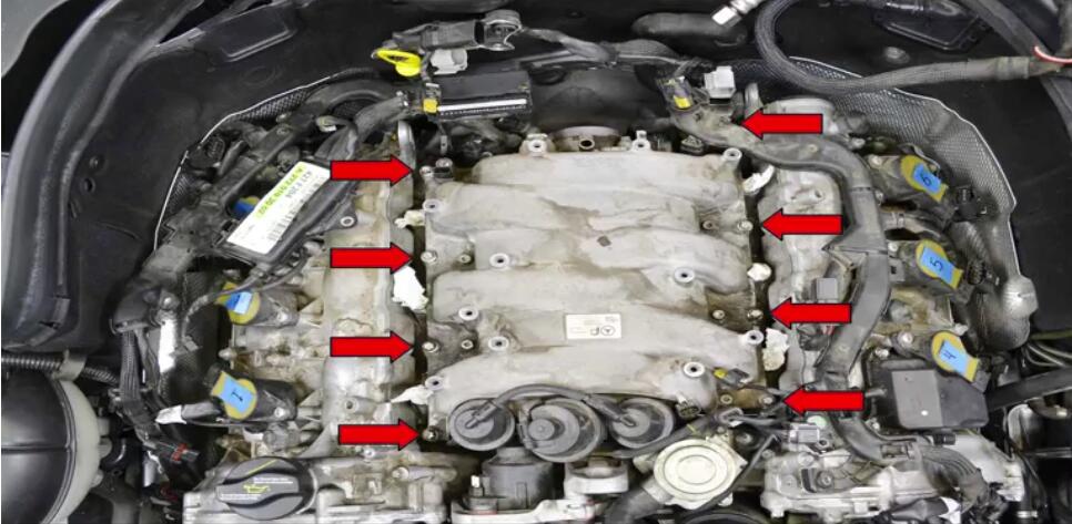 How to Remove Mercedes Benz Intake Manifold (25)