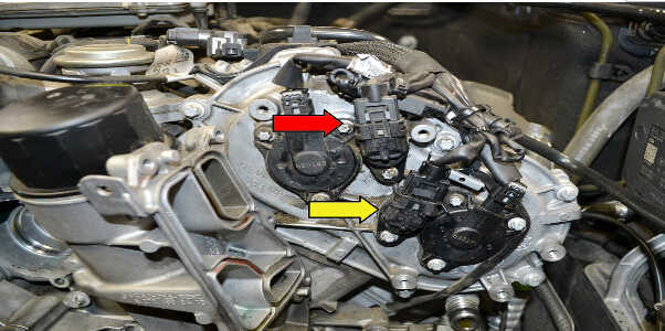 How to Replace Camshaft Position Sensor for Mercedes Benz (3)